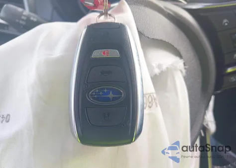 2020 Subaru Forester Premium z USA, uszkodzony, nr VIN JF2SKAJC1LH513640